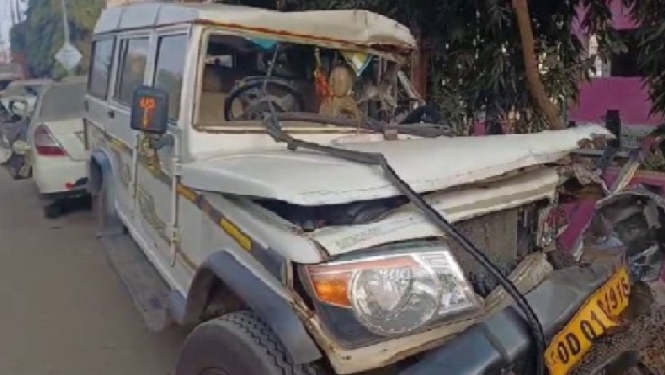ओडिशा में सड़क दुर्घटना: भद्रक में ट्रक ने बोलेरो को टक्कर मारी, 1 की मौत, 10 गंभीर